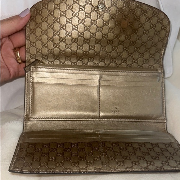 Gucci tan/gold metallic long leather wallet - Picture 9 of 16